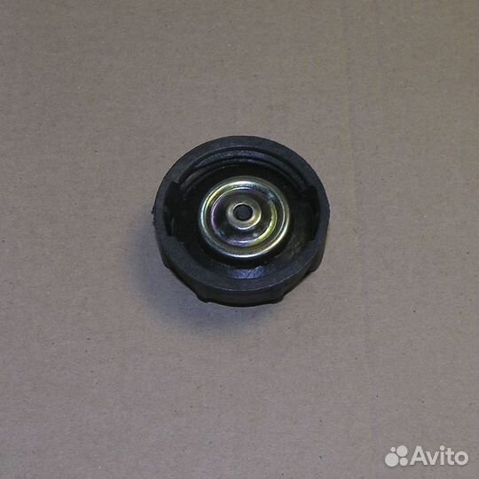 Пробка расширительного бачка камаз с клапаном