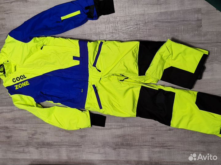 Комбинезон для сноуборда мужской