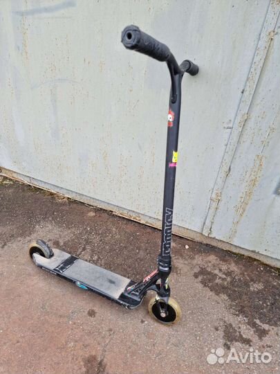 Трюковой самокат Heelreid