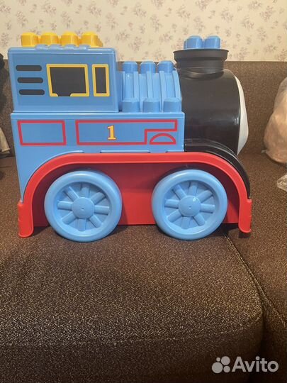 Томас и его друзья