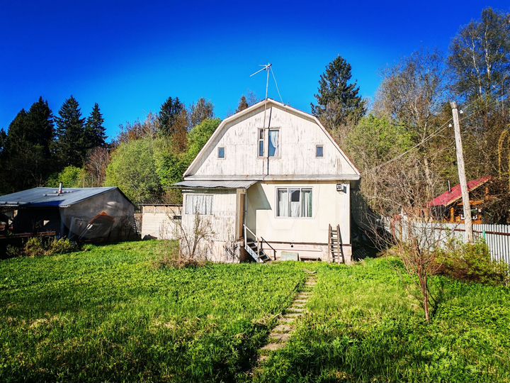 Дача 73 м² на участке 10 сот.