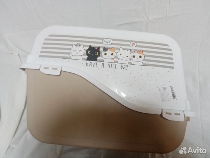 Закрытый туалет для кошек и собак