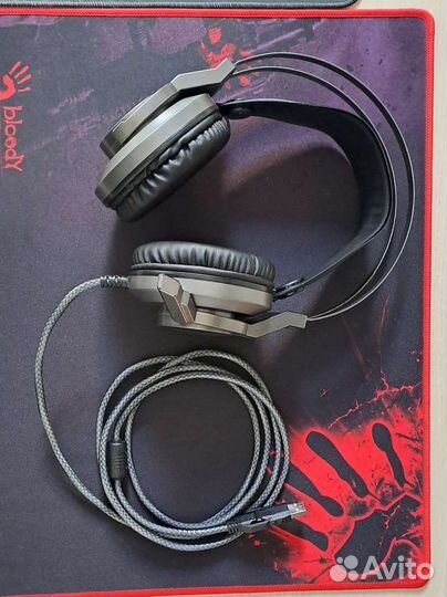 Bloody g437