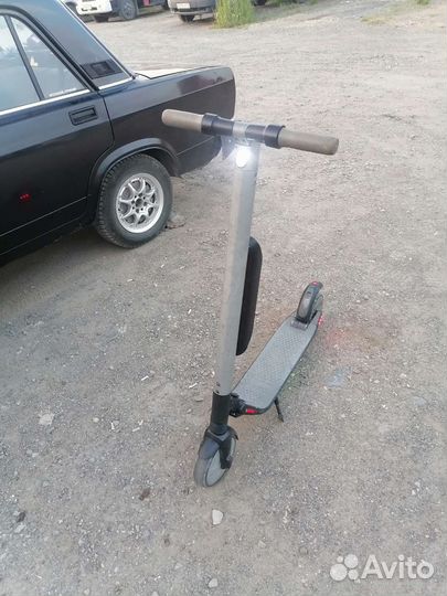 Электросамокат ninebot es2