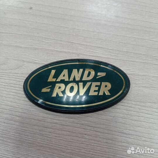 Эмблема Land Rover Freelander