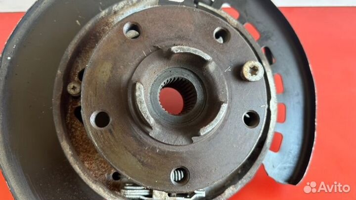 Ступица с кулаком в сборе задняя правая Audi Q7 4L