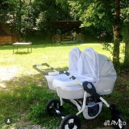Коляска для двойни