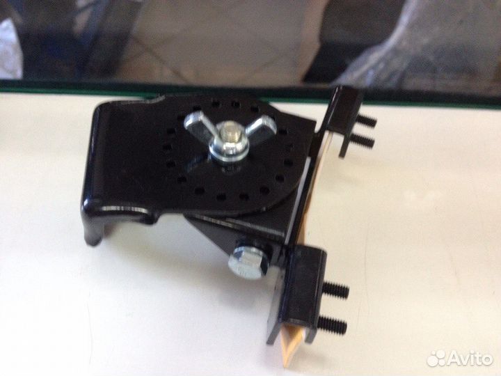 Держатель для антенны Илада кр-S Black на багажник