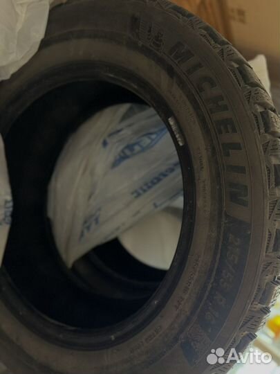 Michelin X-Ice North 4 215/55 R16 97T