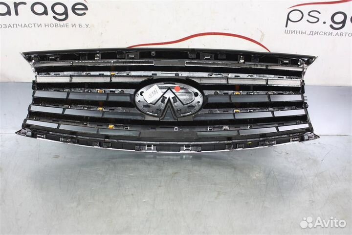 Решетка радиатора Infiniti QX60
