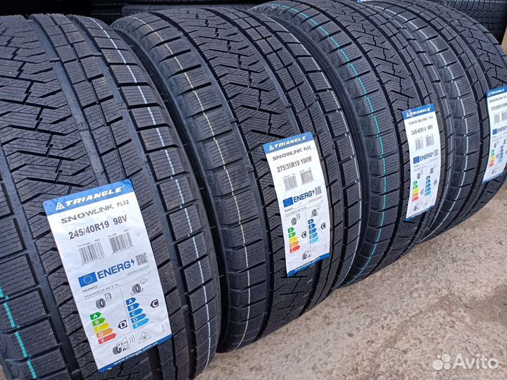 Triangle PL02 245/40 R19 и 275/35 R19