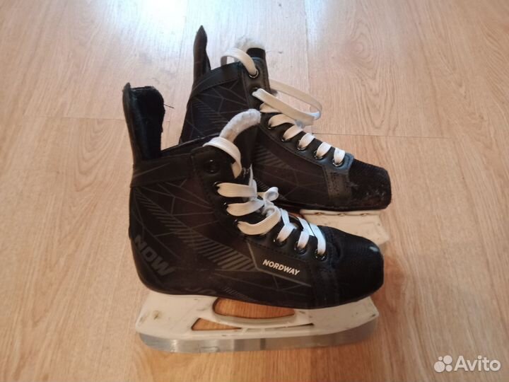 Коньки хоккейные 34 размер