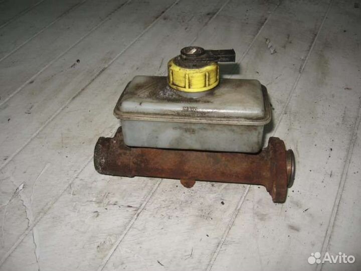 Цилиндр тормозной главный UAZ Patriot