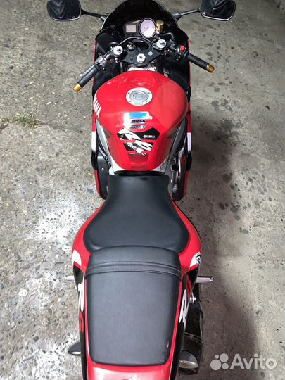 Yamaha R-6