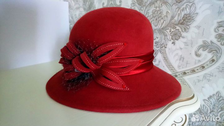 Шляпы женские новые и б/у