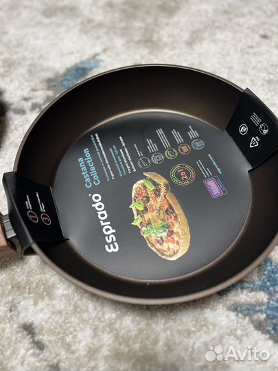 Новая алюминиевая сковорода, 28 см