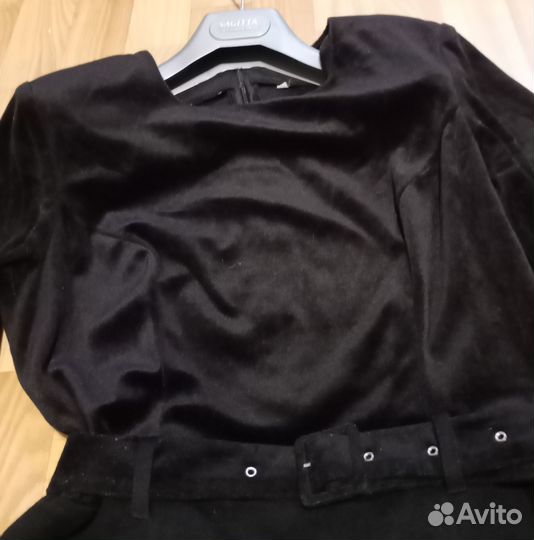 Платье офисное 46 48