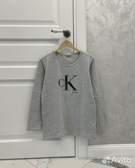 Лонгслив calvin klein оригинал