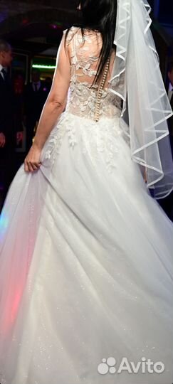 Свадебное платье (44-46)