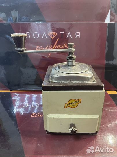 Мельница Ручная Старинная