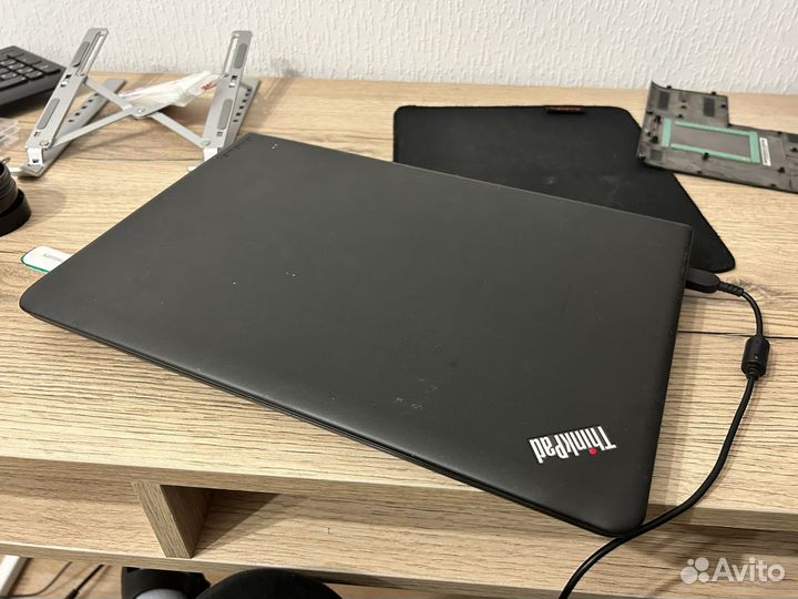 Thinkpad e555