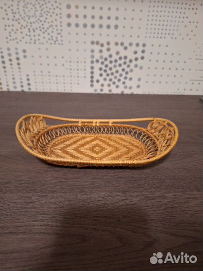 Корзинки плетеные из соломы для хлеба и фруктов