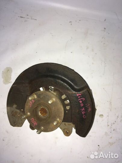 Кулак поворотный ступица в сборе передний правый