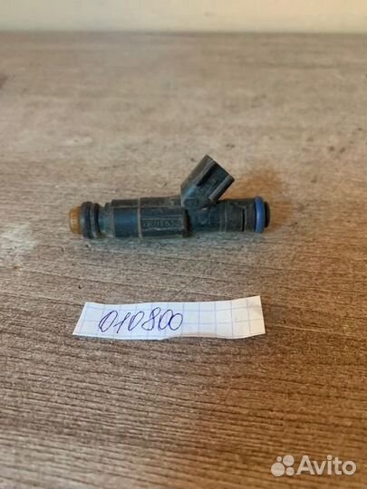 Форсунка топливная Ford Mazda 1.8-2.0