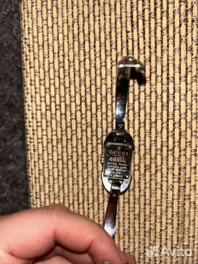Gucci 6800L часы