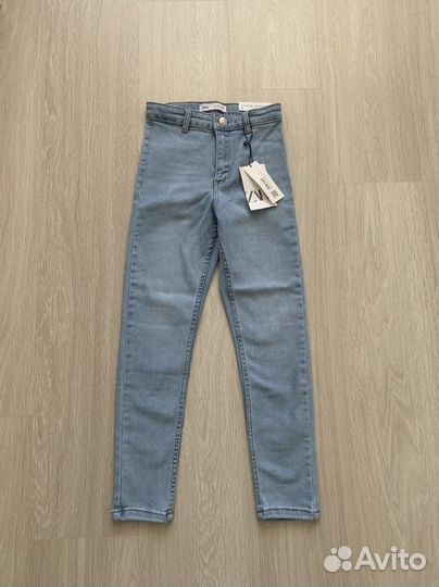 Джинсы Zara