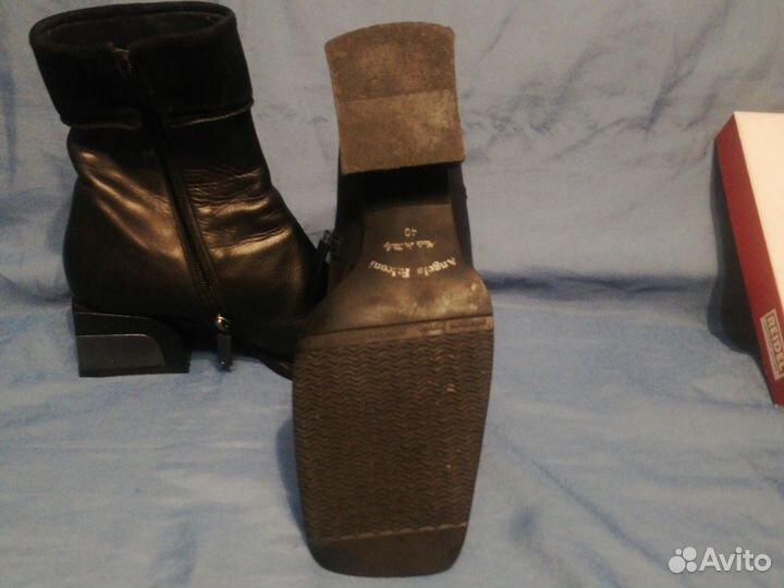 Ботинки женские