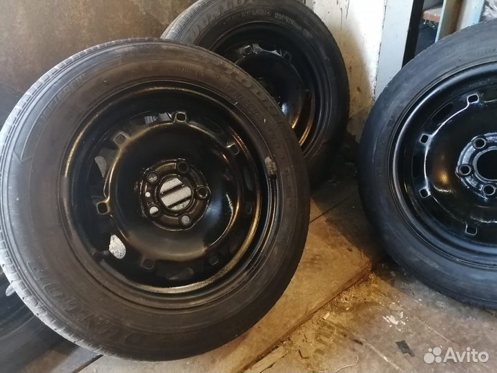 Dunlop Axiom Plus 185/60 R14