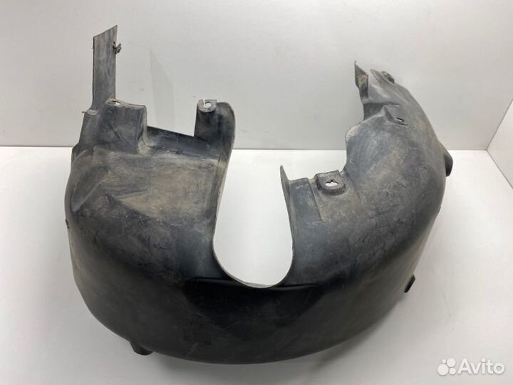 Подкрылок задний правый Audi A8 4D2 ABZ 1998