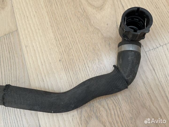 Патрубок системы охлаждения w213