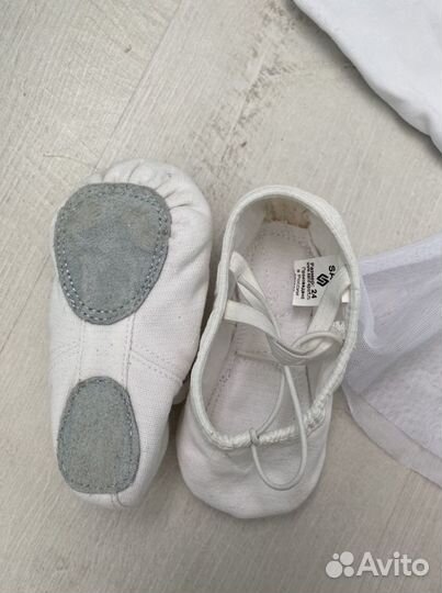 Купальник гимнастический белый 98р