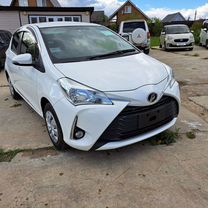 Toyota Vitz 1.0 CVT, 2018, 42 000 км, с пробегом, цена 1 069 000 руб.