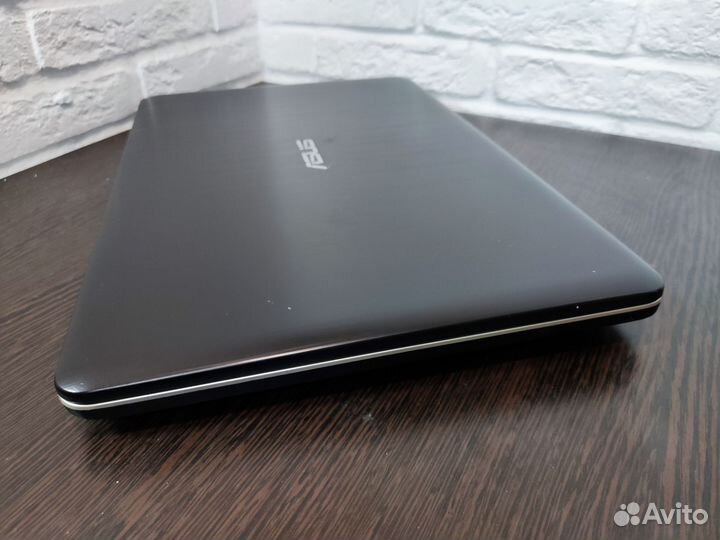 Asus Pentium Silver 2.6 Ггц/MX 150 2гб/SSD