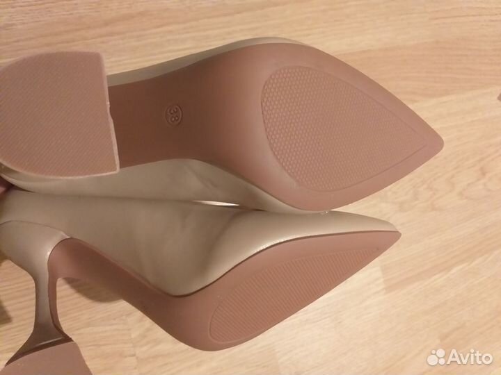 Туфли женские 38 раз новые эко кожа свет пудровый