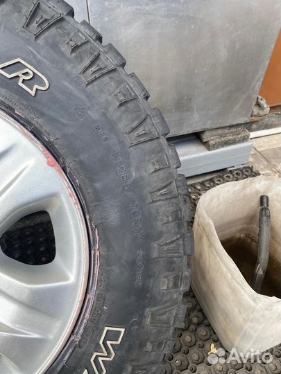 Goodyear Wrangler DuraTrac 285/70 R17 121Q