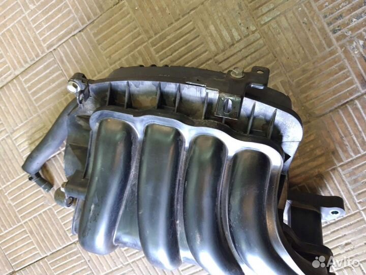 Коллектор впускной Hyundai i30 2007-2012год6