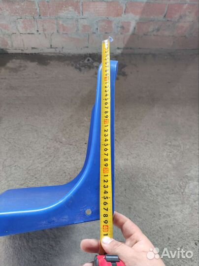 Универсальное пластиковое кресло новое