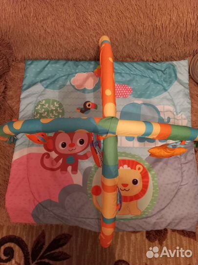 Развивающий коврик