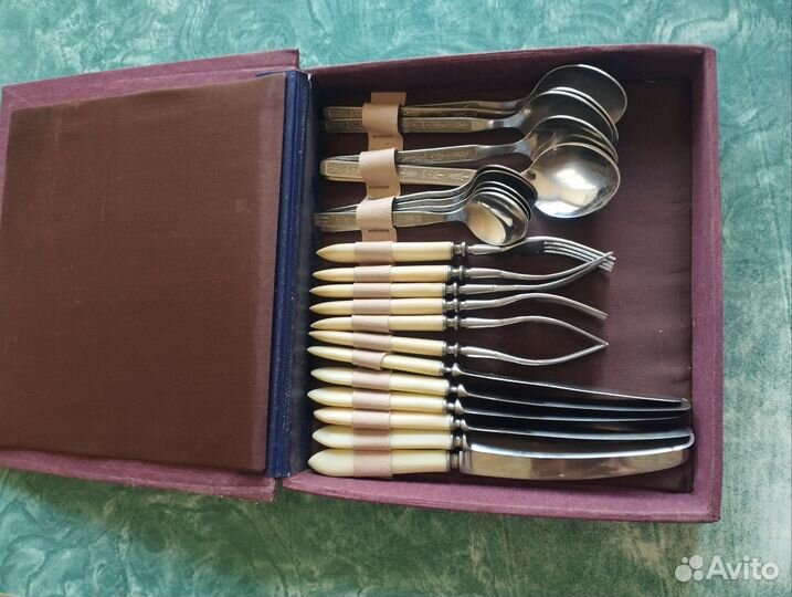 Набор столовых приборов