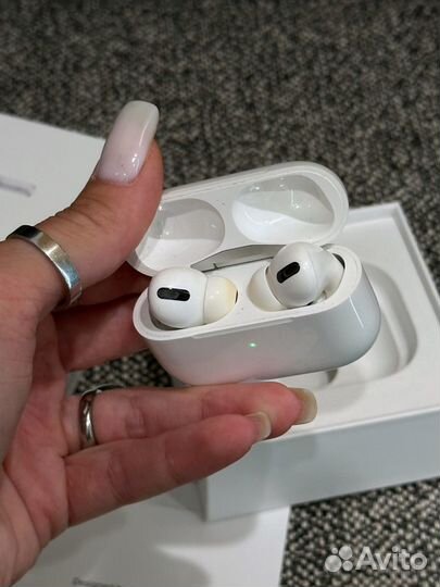 Кейс apple airpods pro