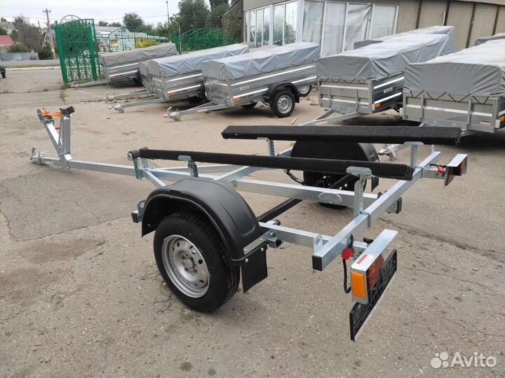 Лодочный прицеп Спутник длинной 4910 мм