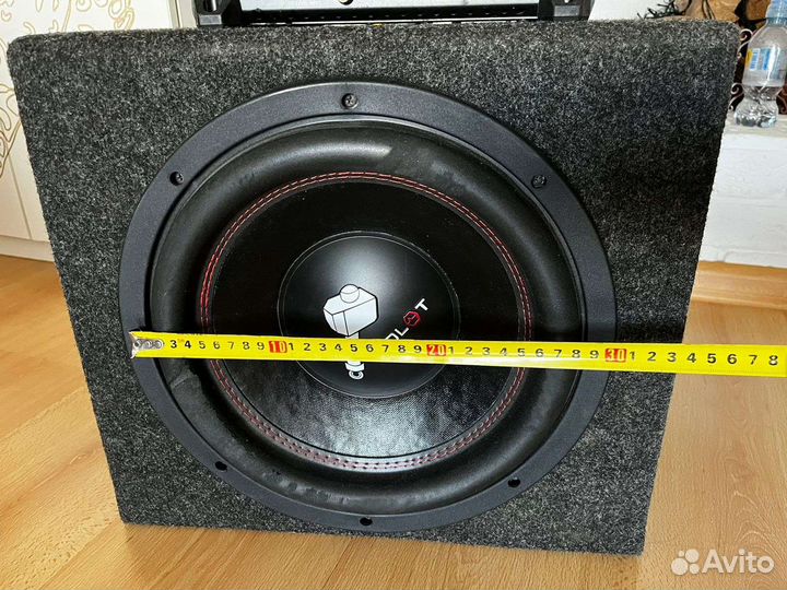 Сабвуфера Molot ural с усилителем Alpine MRP-M350