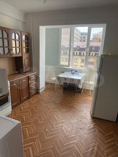 2-к. квартира, 52 м², 9/9 эт.