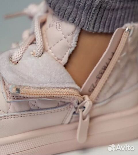 Ботинки для девочки