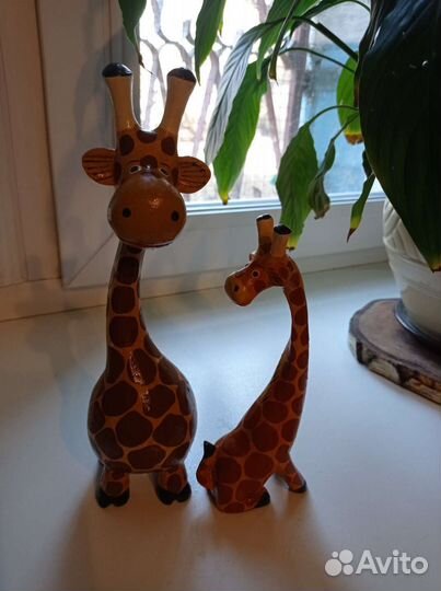 Статуэтка жираф, дерево