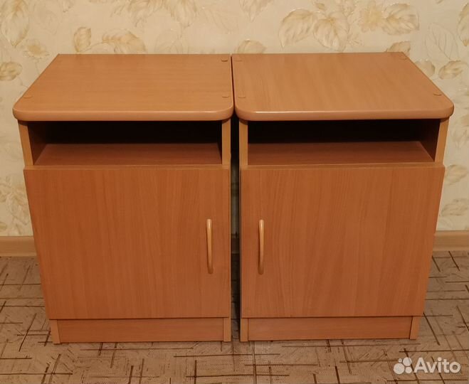 Прикроватные тумбочки 2 шт Состояние